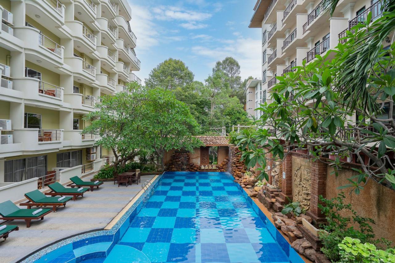 Bella Villa Prima Pattaya Exterior foto