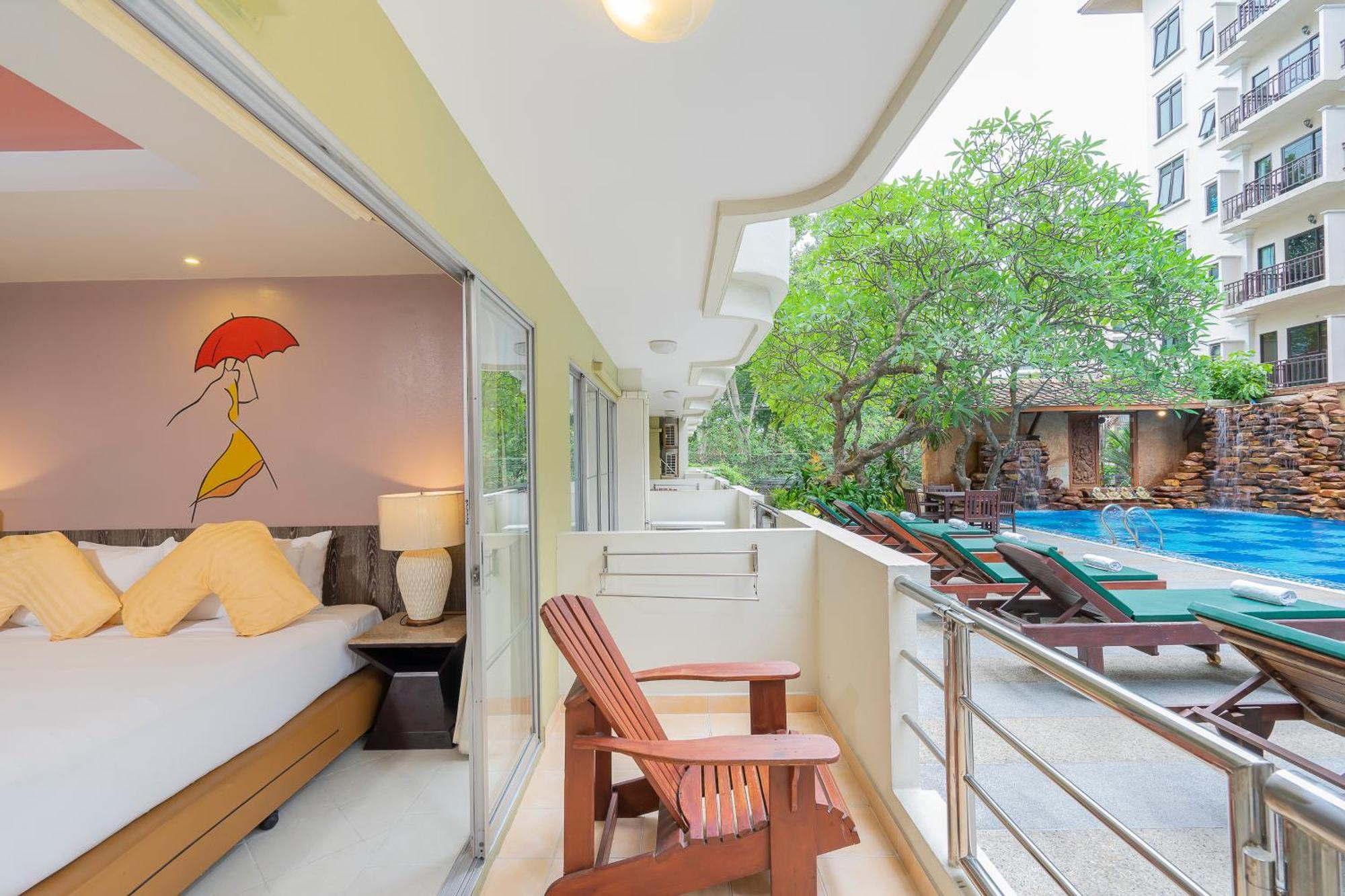 Bella Villa Prima Pattaya Exterior foto